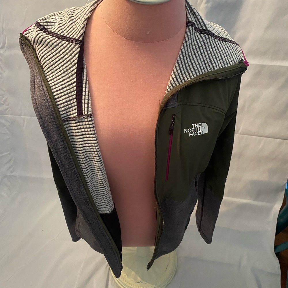 Women’s North Face Polartec Jacket